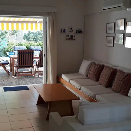 Fig Tree Bay No 5, Area بروتاراس